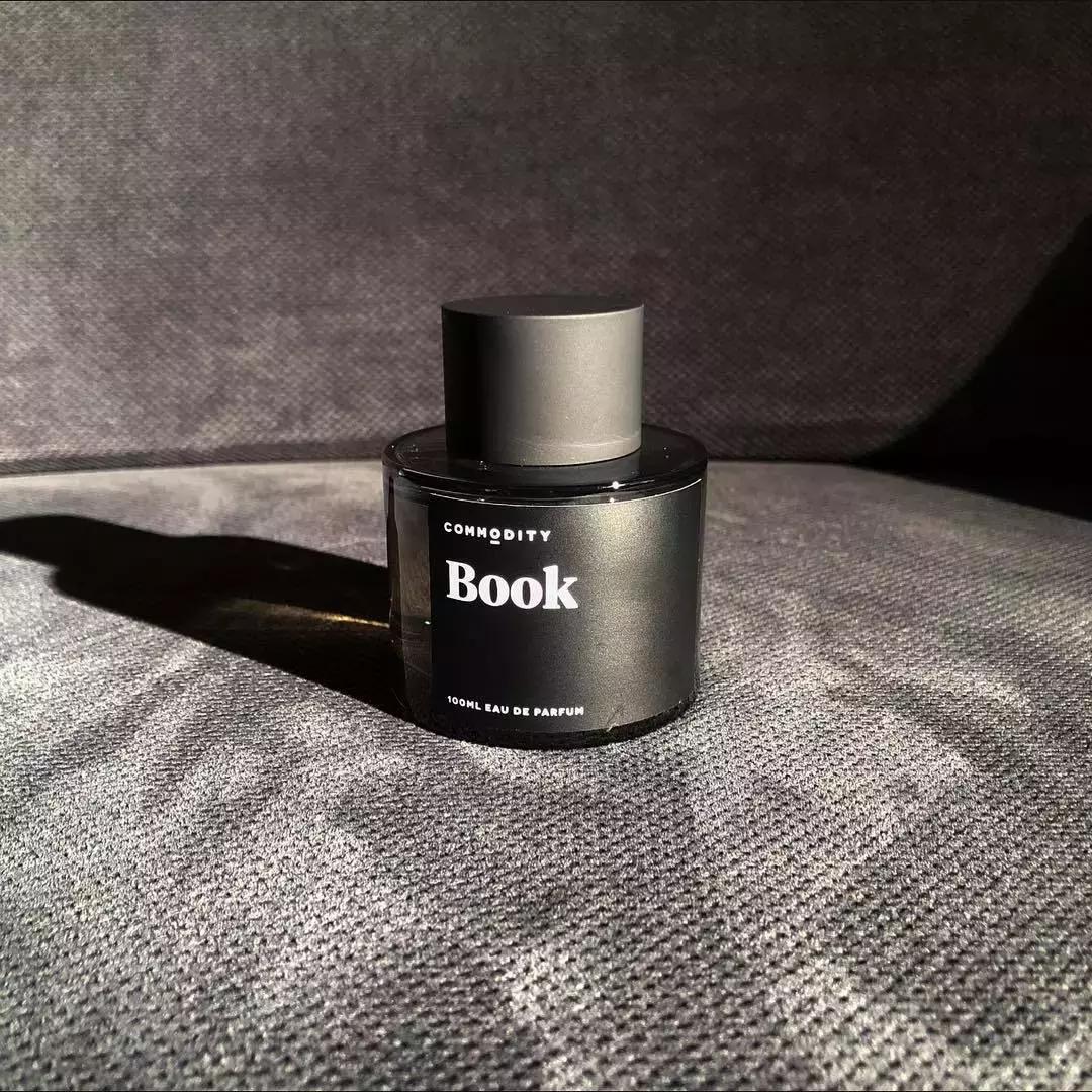 男人用了香水代表什么,男人用错香水