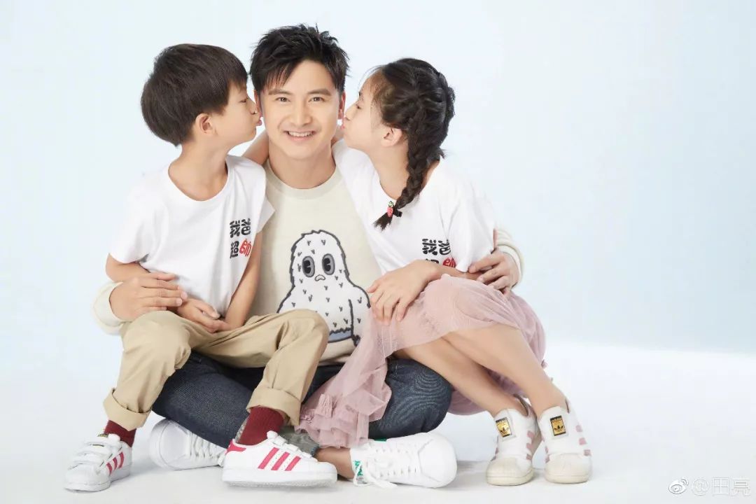 周杰伦自己拍的视频,周杰伦婴儿照