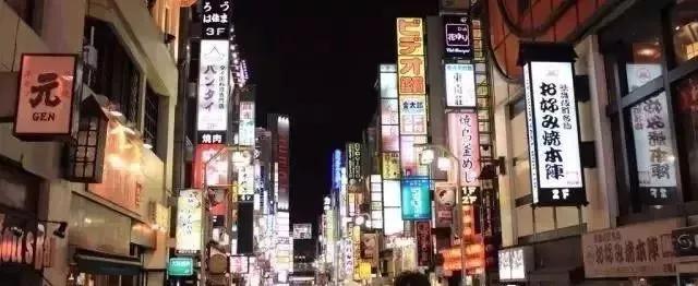 护照过期英国签证没过期,护照过期如何保留签证信息呢