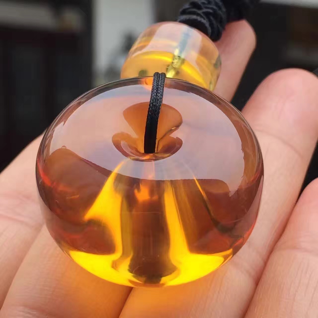 买琥珀假货多吗,琥珀假货