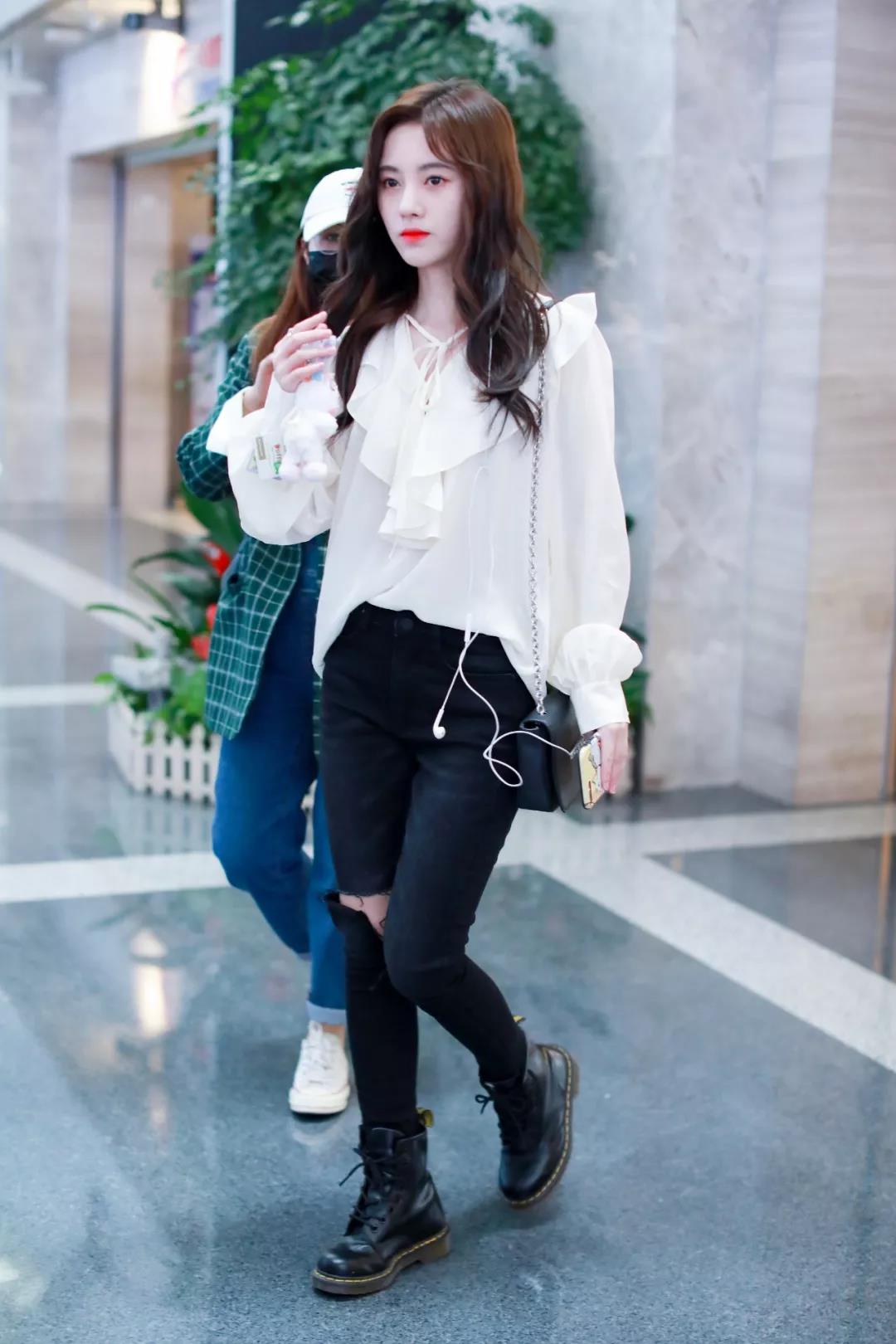 适合40岁左右女人穿的裤子,40岁女人别穿这几种裤子