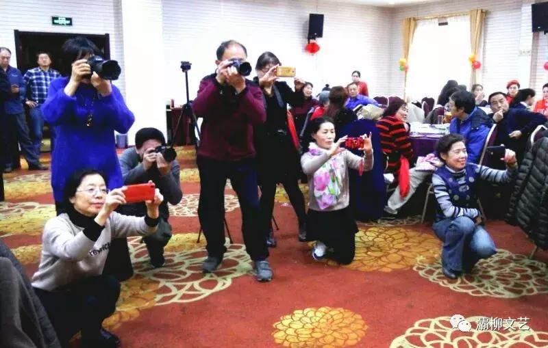 中国西部文苑｜四院文化群健步远征群欢歌热舞迎新年