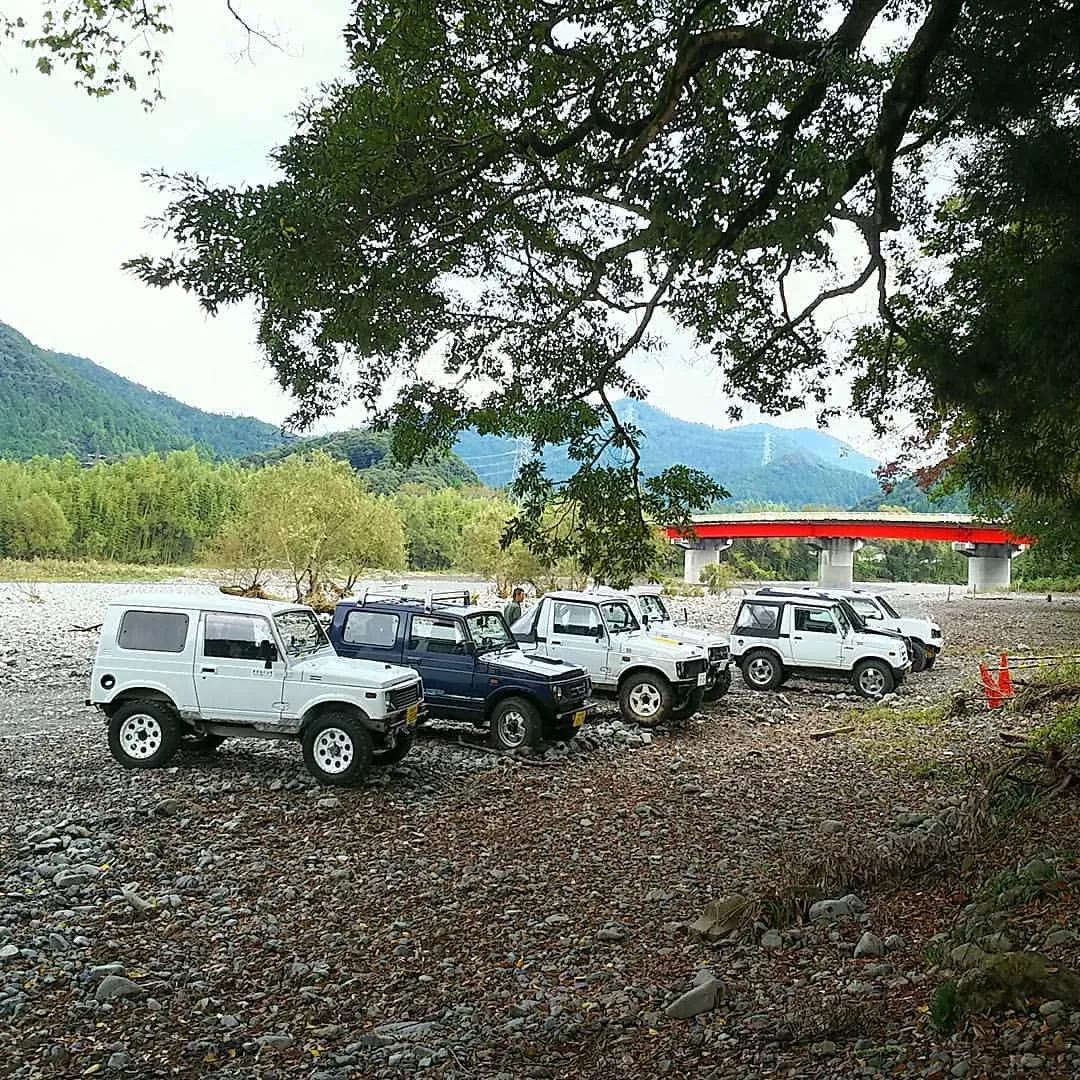 日本玩摩托车人手一辆,日本家庭一人工作养活一家人