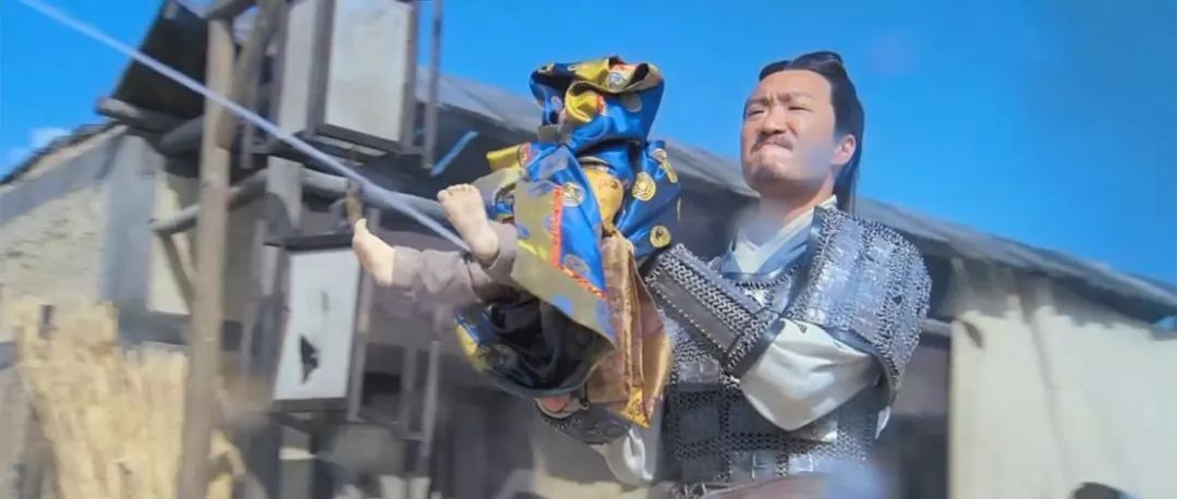 真正的恶搞高手，恶搞起来连自己都不放过：《越光宝盒》