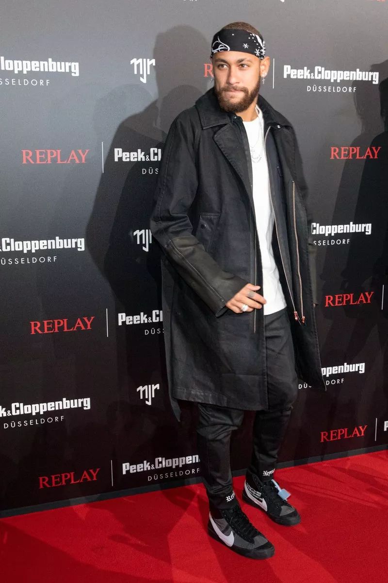 内马尔合影超模,175cm内马尔超模走红毯气场