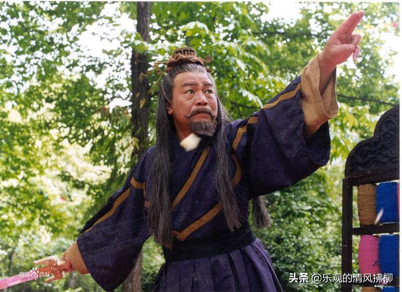 任我行讲解令狐冲修炼吸星大法,任我行吸星大法副作用怎么解决的