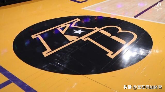 真相！勇士队地板上的“武汉加油”，是腾讯还是NBA的感人之举？