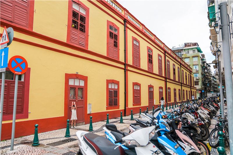 澳门最有名的景点大三巴,澳门必去景点之大三巴网红打卡地