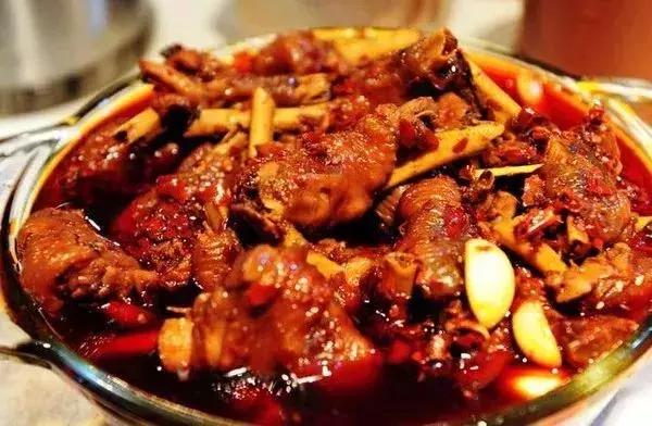 贵州黔东南为什么那么火,黔东南在贵州算不算穷的地方