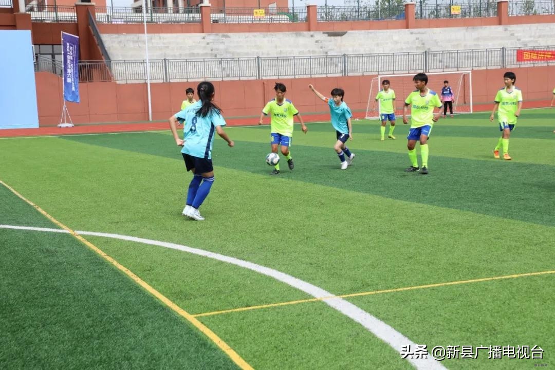 信阳市青少年足球联赛比赛,信阳市区长杯校园足球赛