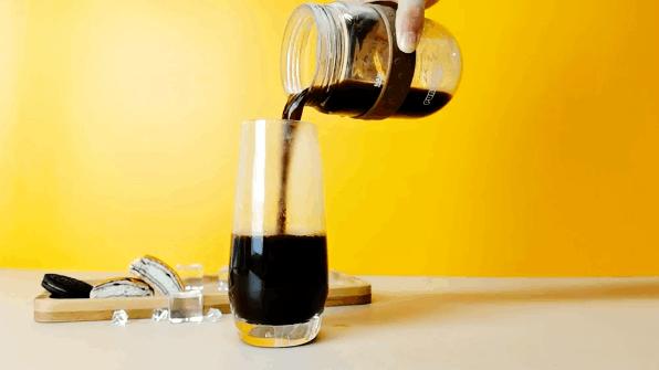 鲜榨橙汁榨汁机推荐,榨汁机榨咖啡