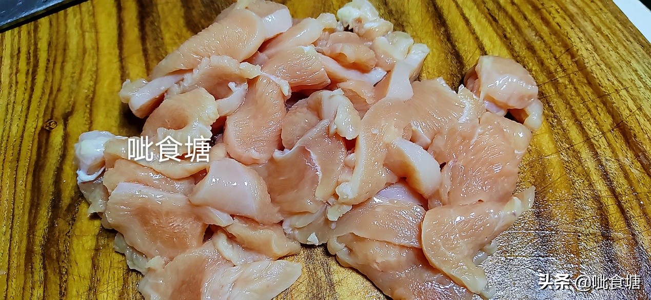 简单的快手菜清脆爽口不油腻,自制快手香煎鸡胸肉