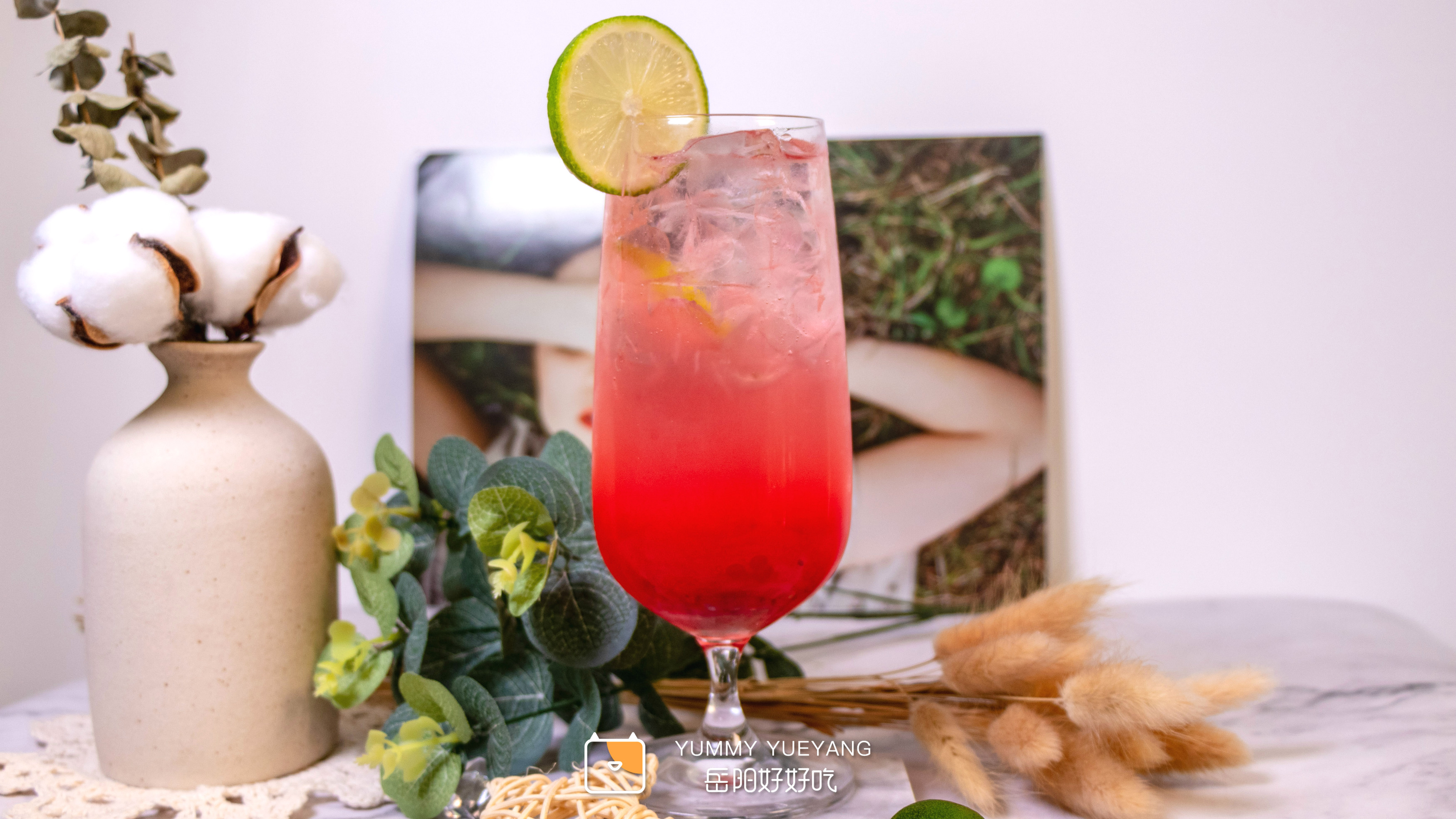 不限量的千层蛋糕全城狂送，挑战岳阳本土烘焙霸权的小苹果来啦