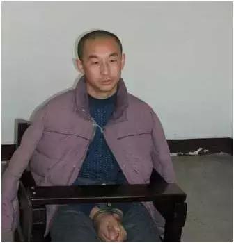 这个恶魔终于死了：女孩，为什么不要高估人性？