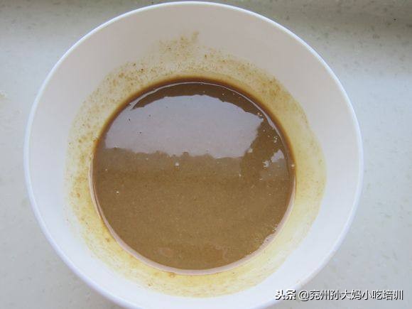 自家炸油条面的做法,家庭自制老面发面油条的做法