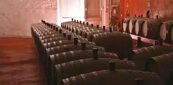 奔富酒的bin是什么意思,奔富红酒数字越高越贵吗