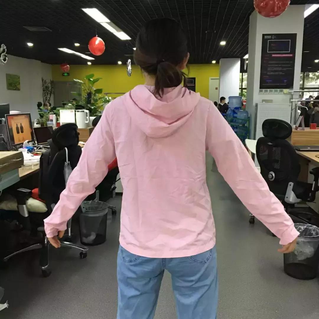 防晒衣评测|阿迪、耐克不防晒,它竟比棉T恤还透气