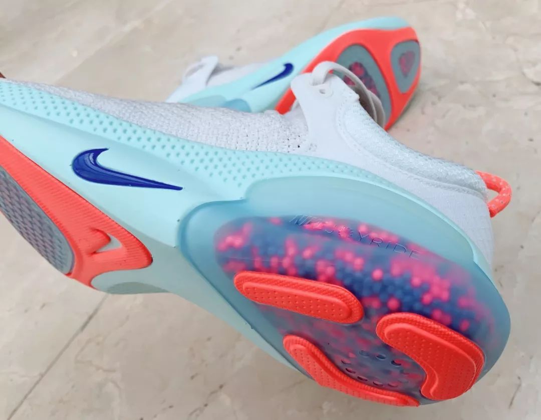 只花一块钱就能买到皮肤,gucci虚拟时装