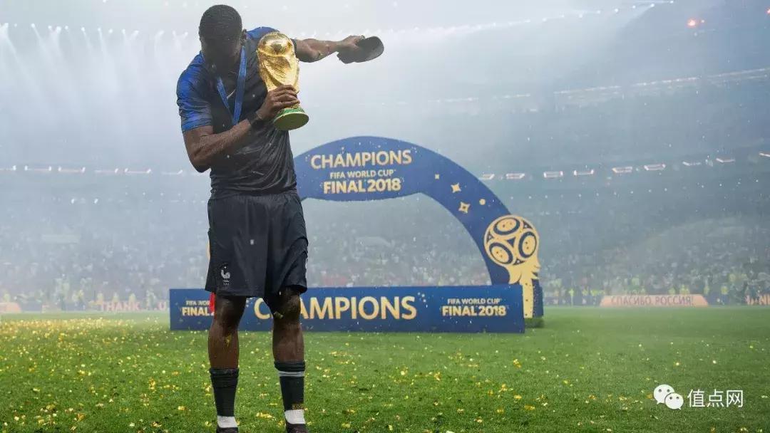 博格巴转会费价目表,法国慈善赛足球鞋