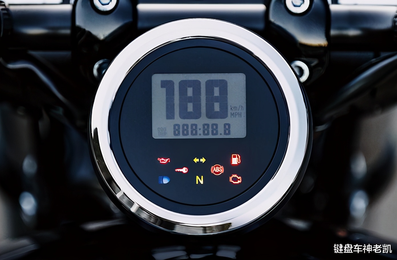 雅马哈BOLT更新2021款，和同为“日式太子”的CM1100你选谁？