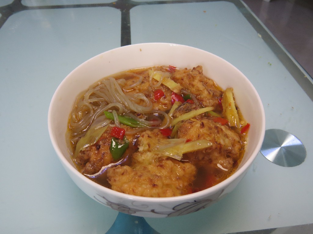 粉条用冷水泡好还是开水好,粉条用开水还是温水泡