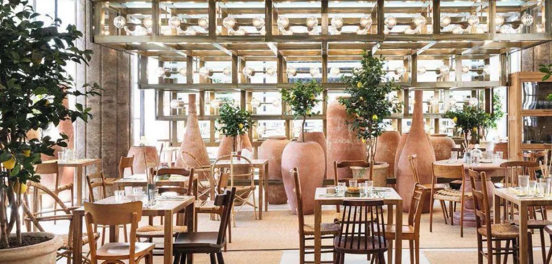 跟着ins最有品味男孩Jacquemus，去法国南部流浪