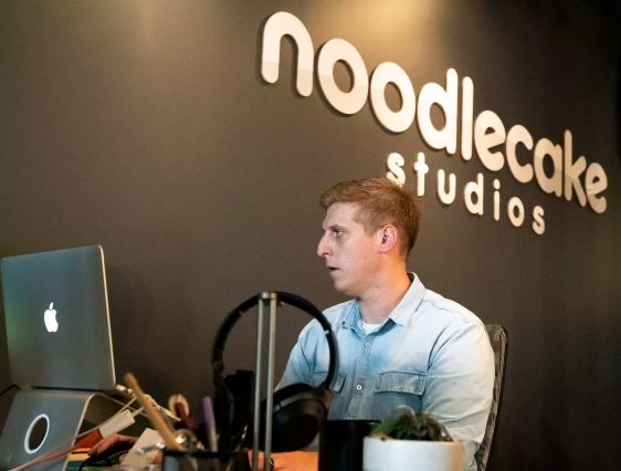 经历过波黑战争的他们，把这个悲惨经历做进了游戏