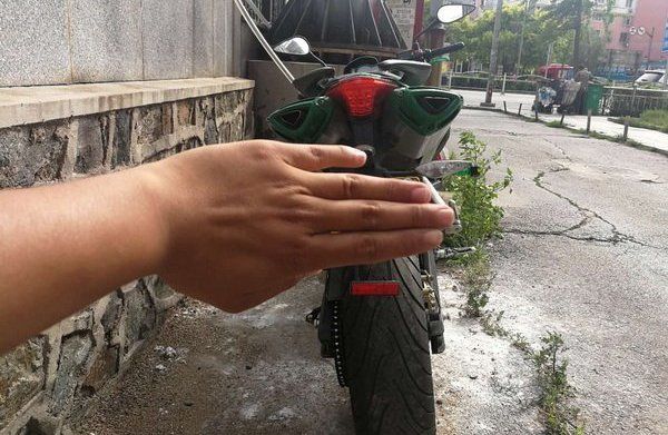 黄龙600与nk650摩博会压弯,nk650与黄龙600