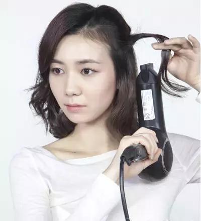 吹风机热风和冷风吹头发哪个蓬松,用吹风机快速打理有型的蓬松发型