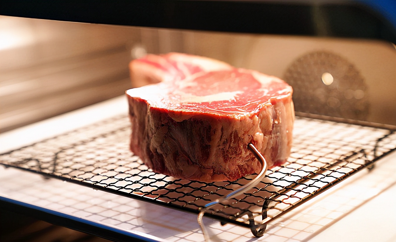 烤箱和蒸烤箱哪个实用,方太蒸烤箱和美的蒸烤箱哪个好