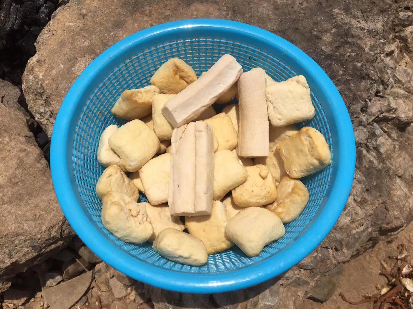 建水县烤豆腐蘸水,建水县曲江镇东山烤豆腐