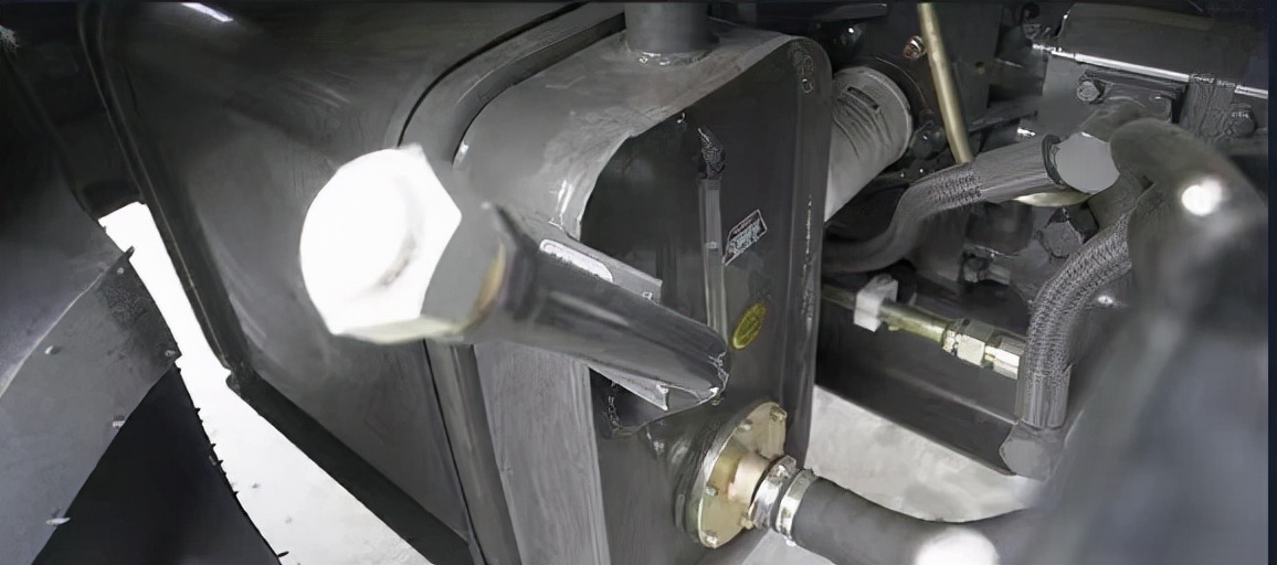 全新中联重科1804拖拉机多少钱,中联重科1804拖拉机补贴完多少钱