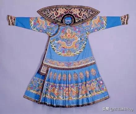 皇上身上的朝珠多少钱,皇帝的天价宝贝电视剧