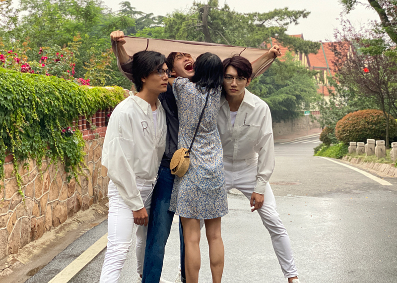 意类出品，今夏最狗血的青春*片爽**《左右》，幕后故事直呼过瘾