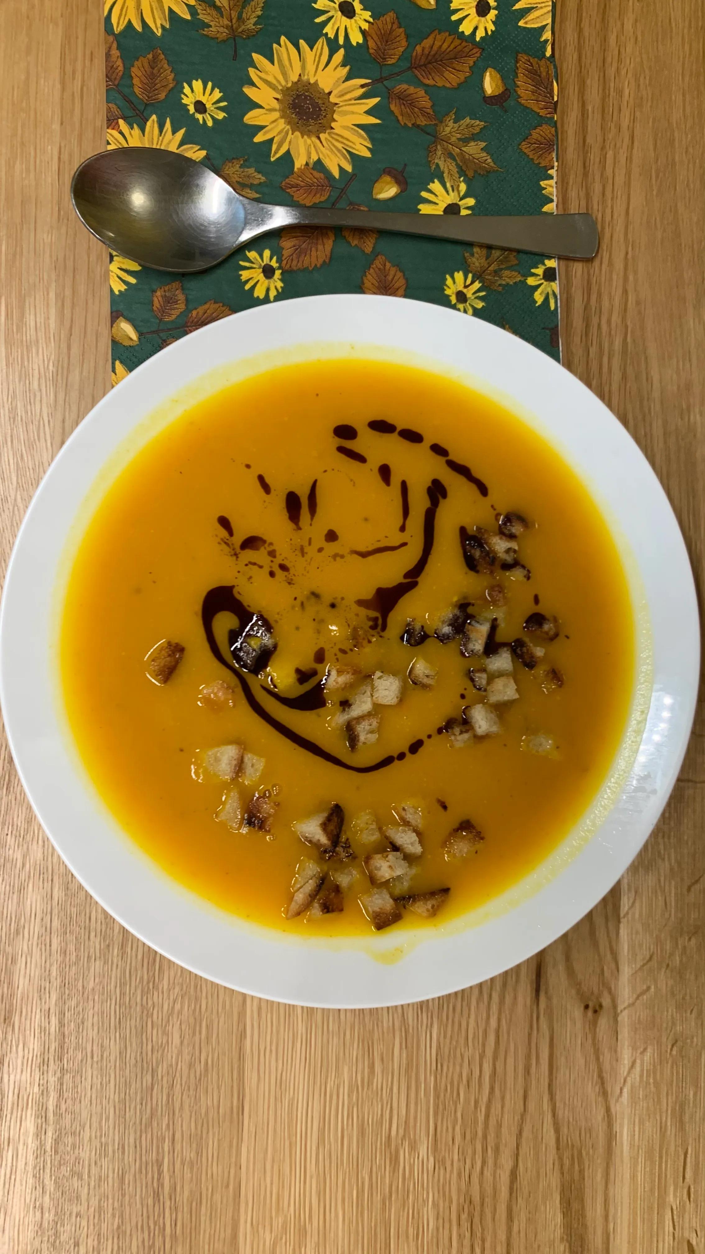 感冒吃啥都没胃口只想吃点馅饼,感冒了没胃口就随便吃点吧