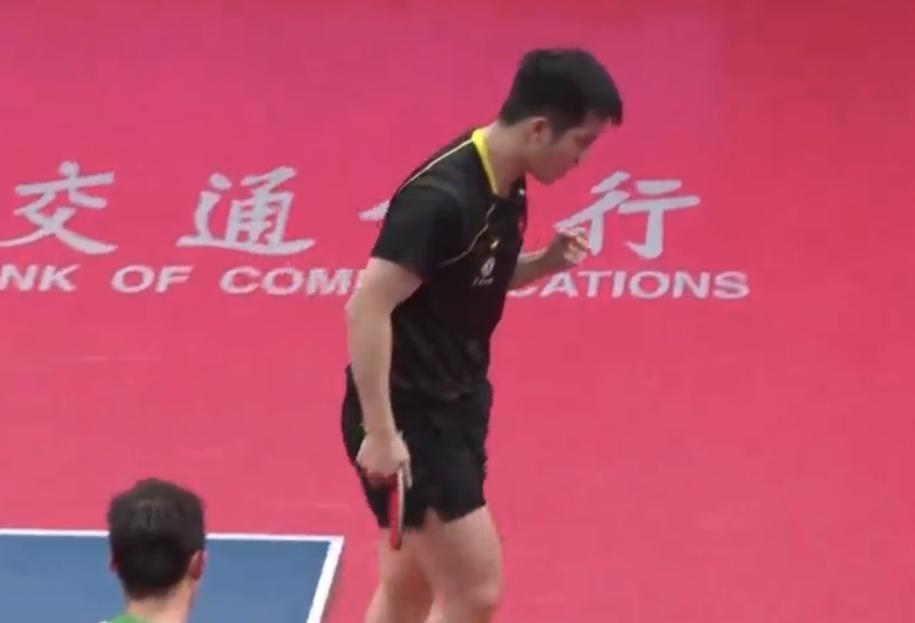 王皓三次4比1,小胖四比击倒约书亚