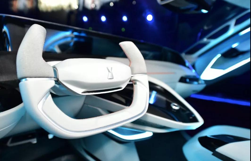 两年前，是中国的WEY；两年后，要成为世界的WEY！