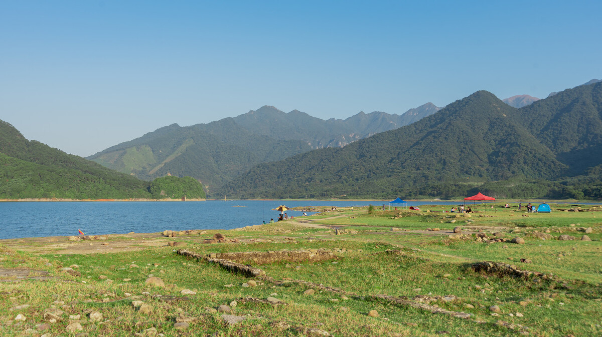 露营地看日出点推荐,藏在深山里的绝美露营点