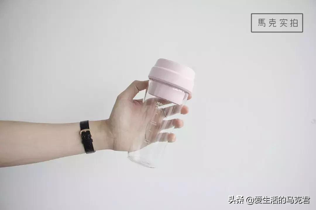 摩飞便携式榨汁杯实测,摩飞榨汁杯和九阳榨汁杯测评