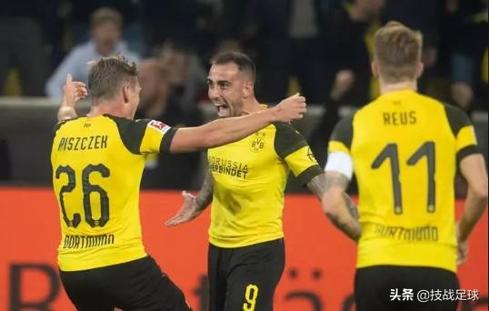 巴萨欧冠惨败特尔施特根,巴萨vs巴黎莱万错失绝佳机会