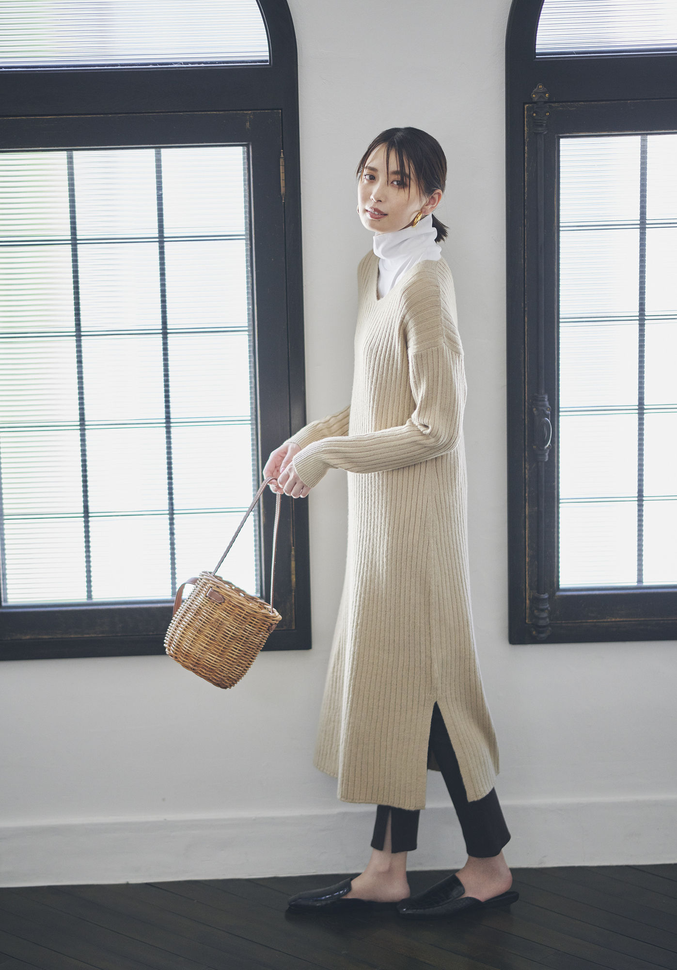 秋冬腰带款针织连衣裙紫色,针织连衣裙秋冬款穿搭图