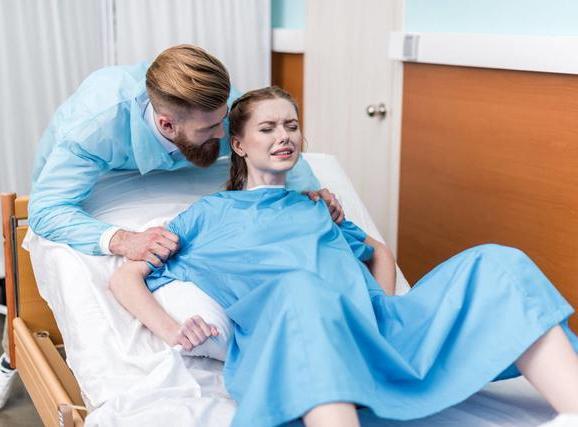 女人20几岁和30几岁生孩子，差别不止一点点