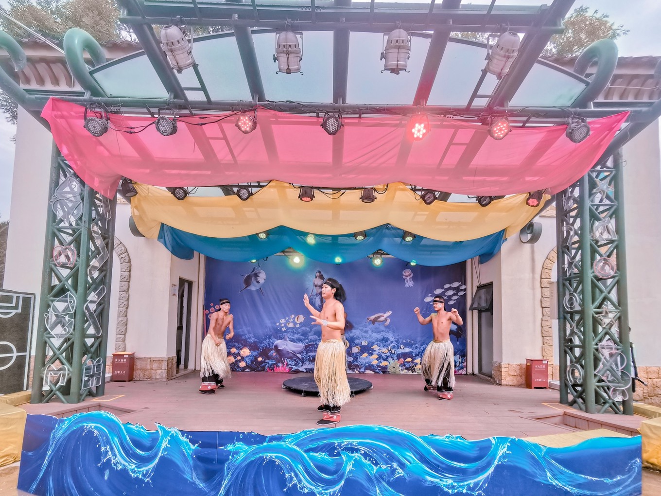 成都国色天乡水上乐园最高的项目,成都国色天乡乐园水上乐园攻略