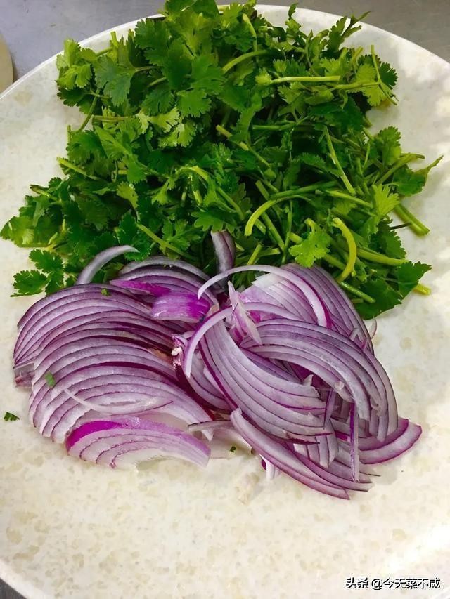 老北京炒烤羊肉,老北京烧羊肉咸香软嫩