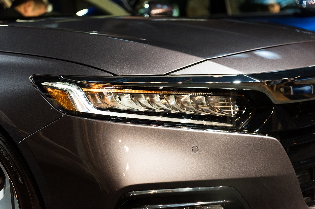 常见中高端汽车大灯,又聚光又亮的汽车大灯选择