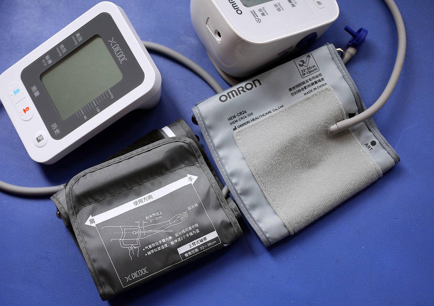 欧姆龙血压计哪款好求推荐,送父母测试健康的仪器