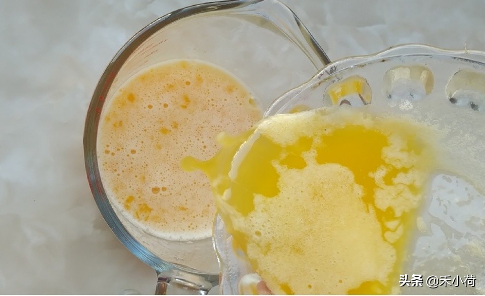 制作懒人快手枣碎小蛋糕,超完美快手戚风蛋糕6寸的做法