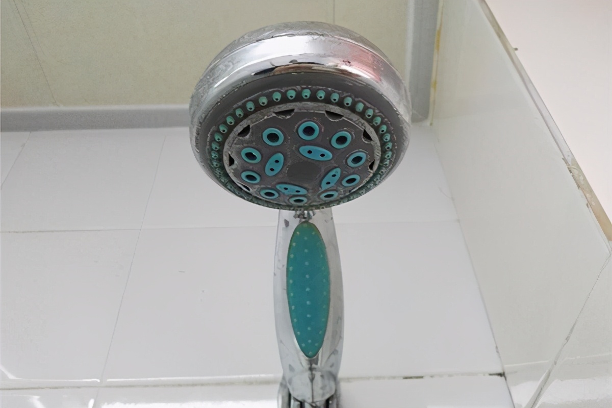 长了蛇疮怎么治,长了蛇盘疮能喝酒吗