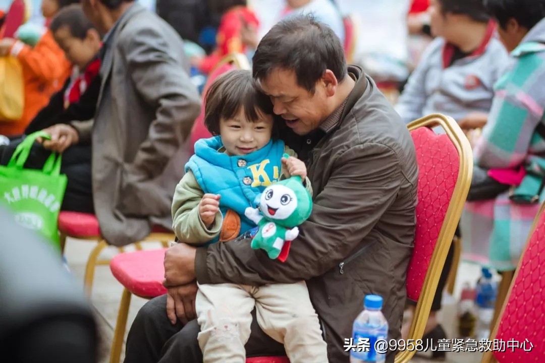 义诊走进乡村,义诊走进乡村医疗