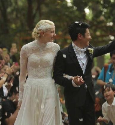 撒贝宁李白一家四人照片,李白撒贝宁同框照片